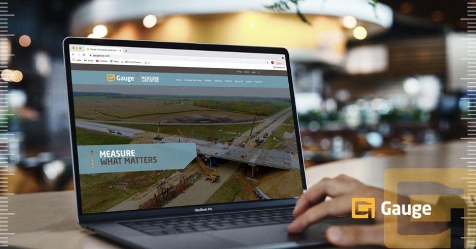 Gauge SmartHub fleet and equipment intelligence screen